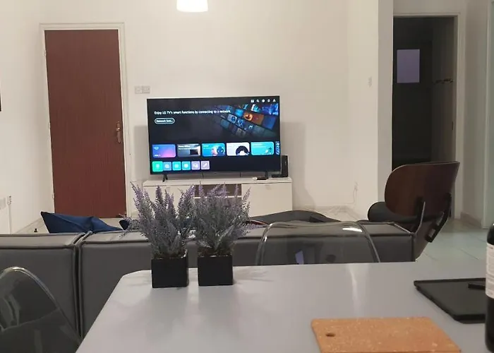 Blue Luxury Apartment *